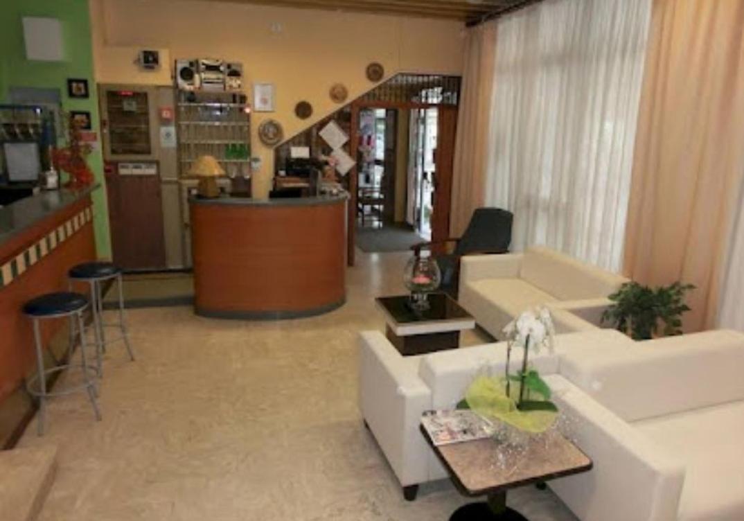 Hotel Sabbia D'Oro Rimini Exterior photo