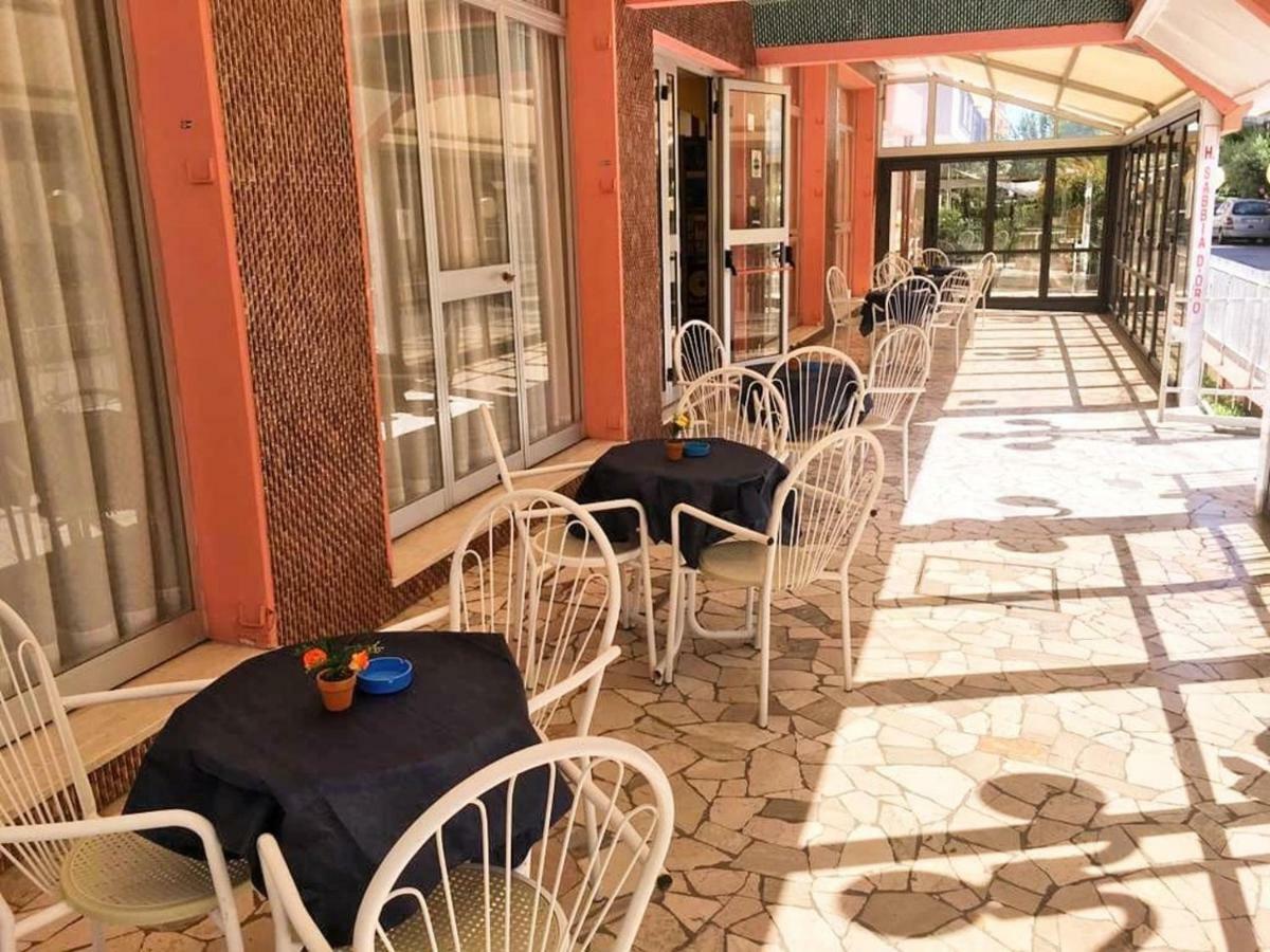 Hotel Sabbia D'Oro Rimini Exterior photo